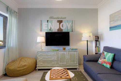 Bambus House Green Entire apartment (Quarteira) - Deals, Photos & Reviews