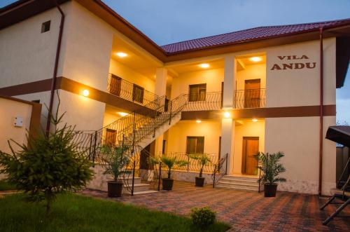 Viesnīcas āriene, Casa Andu in 2 Mai