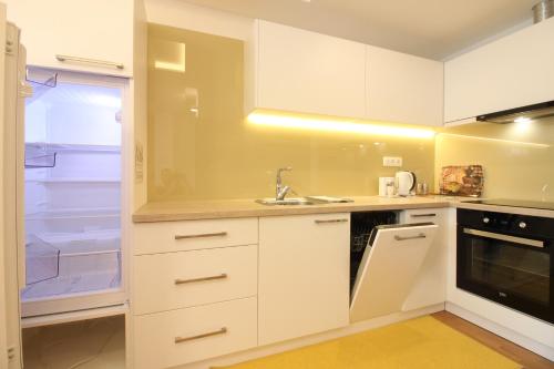 Two-Bedroom Apartment image 2
