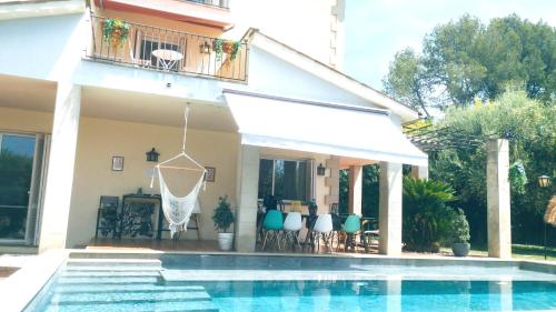 Les Canyes Cottage, Private Villa Resort - Tap to explore photos
