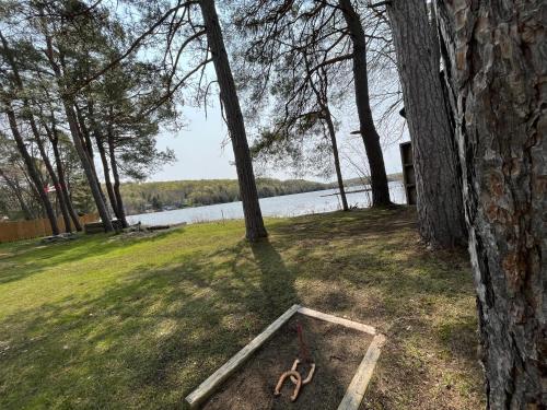 The “Loon” waterfront Muskoka cottage