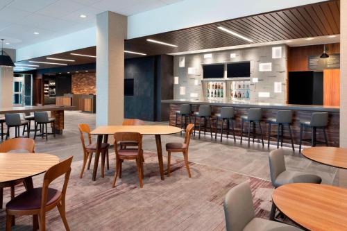 Courtyard by Marriott Albany Troy/Waterfront - Hotel - Troy