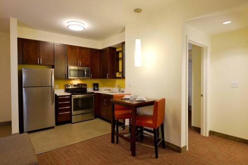 Residence Inn by Marriott Omaha Aksarben Village