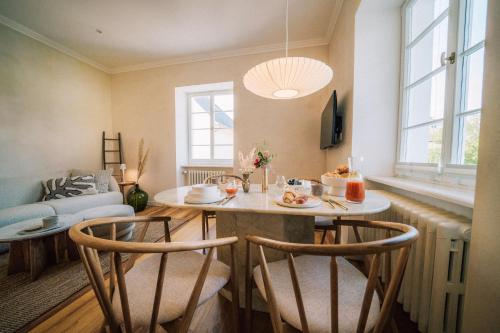 Létesítmények, Gut Försterlay - Exklusive Boutique Apartments im historischen Winzerhaus direkt an der Mosel (Gut Forsterlay - Exklusive Boutique Apartments im historischen Winzerhaus direkt an der Mosel) in Losnich