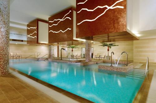 Swimming pool, Sheraton Athlone Hotel in Athlone