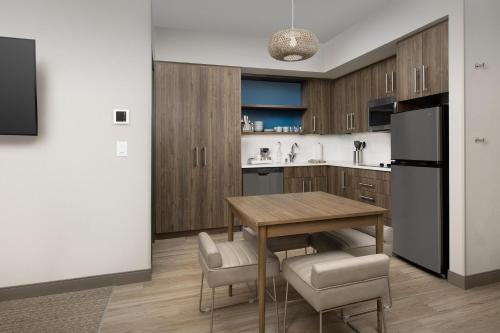 Element Seattle Sea-Tac Airport Element Seattle Sea-Tac Airport