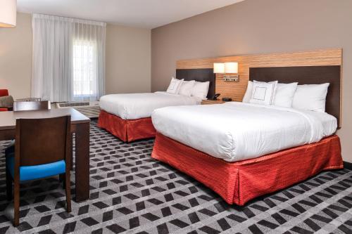 1 queen bed