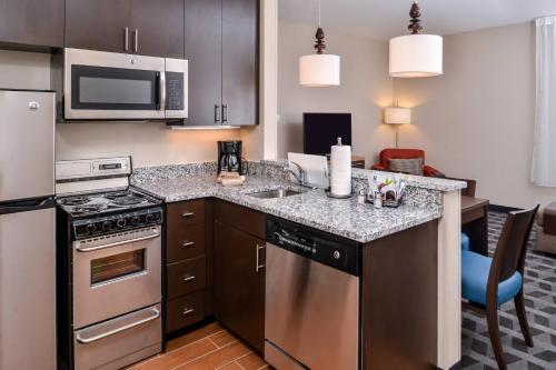 TownePlace Suites by Marriott Charleston-West Ashley - image 29