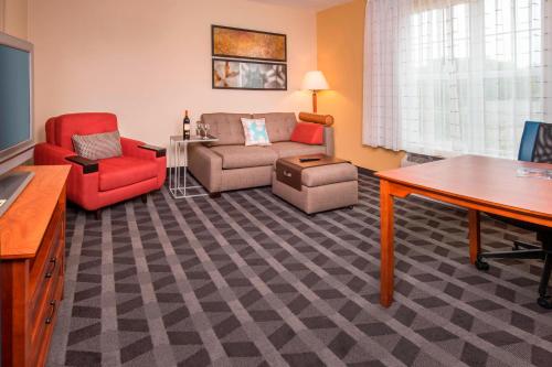 TownePlace Suites by Marriott Clinton at Joint Base Andrews