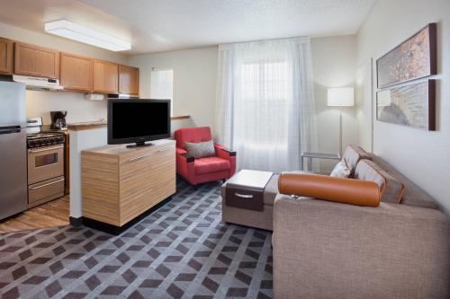 TownePlace Suites Minneapolis Eden Prairie - Hotel