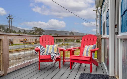 . King Tide - Meredith Lodging