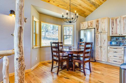 22STR-00283 Fairplay Cabin with Deck and Mtn Views in Fairplay, USA