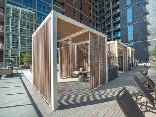 Létesítmények, Opulence is a way of life in Victory Park