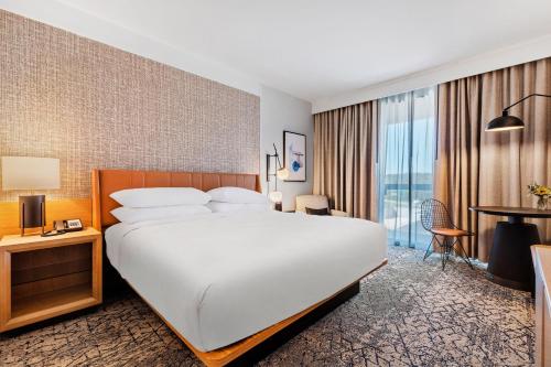 Sheraton Chapel Hill - image 6