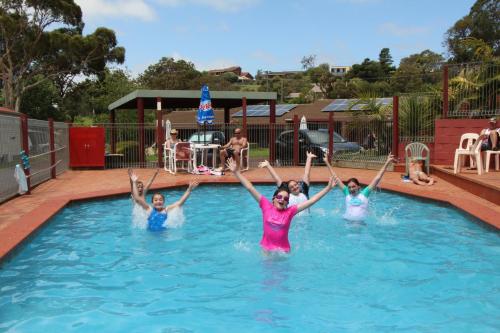 Warrnambool Motel and Holiday Park