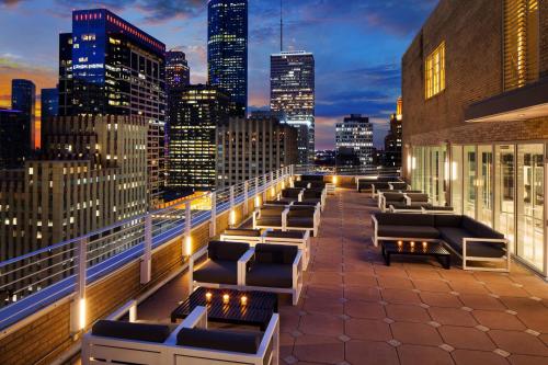 Le Meridien Houston Downtown