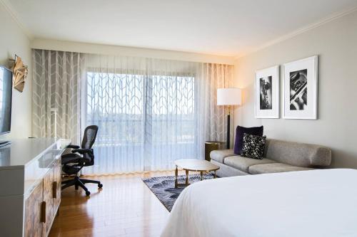 Avenue of the Arts Costa Mesa, a Tribute Portfolio Hotel in Costa Mesa, USA