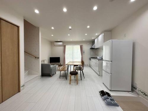 SHIRAHAMA condominium D-100