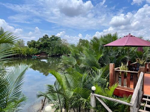 Lodge Moni Essara Kampot