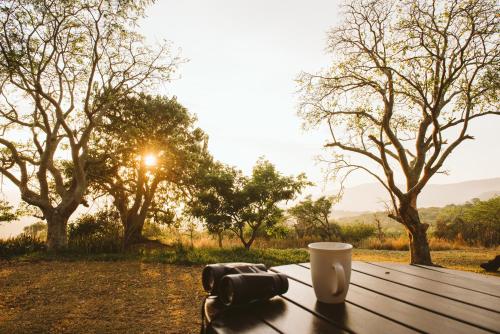 Makongo Hills Lodge Makongo Hills Lodge