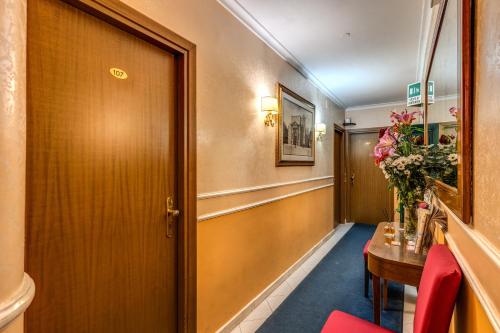 Előcsarnok, Baltik Guest House in Róma