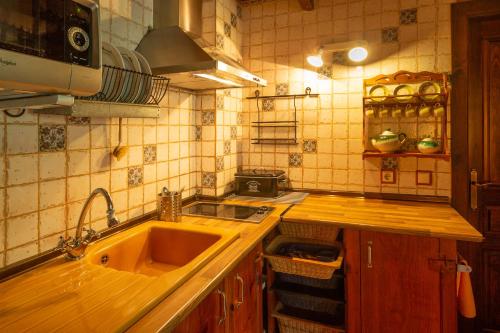 Apartamentos Turisticos La Alqueria De Valverde in Almiruete