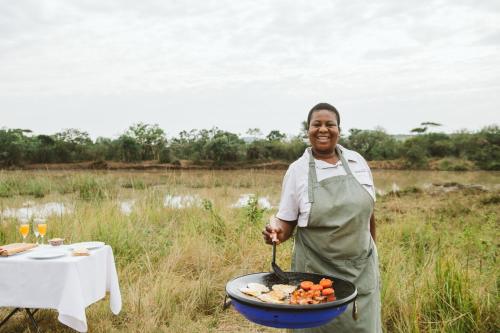 Makongo Hills Lodge Makongo Hills Lodge