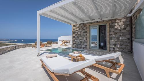 Thea Sunset Suites in Мілос