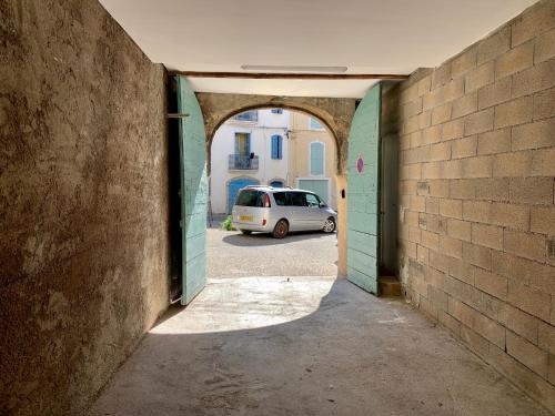 La Posada Townhouse with private parking