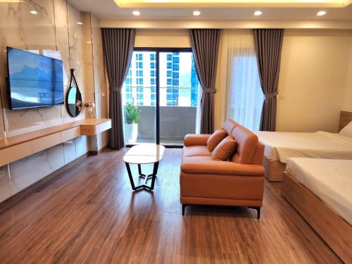 Apartment with Balcony image 10