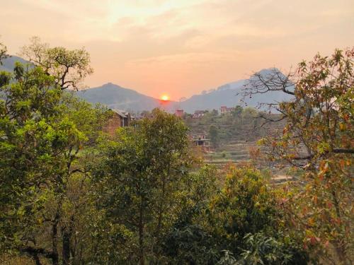 Hotel Aagaman  in 반디푸르