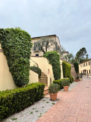 Hotelli välisilme, La Bargnina in Serrungarina