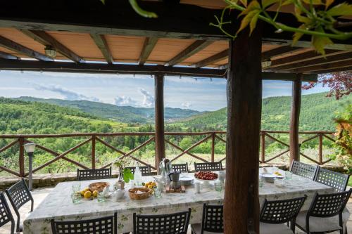 Altan/terrasse, Villa Castelluccio by Geco Vacation Rentals in Subbiano