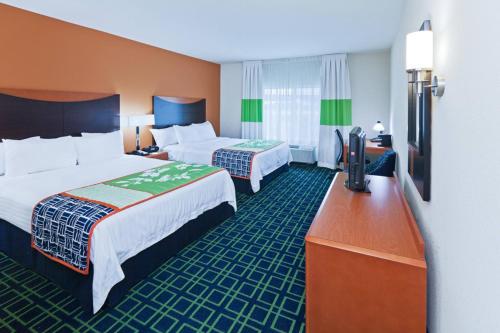 Fairfield Inn and Suites by Marriott Tulsa Southeast/Crossroads Village