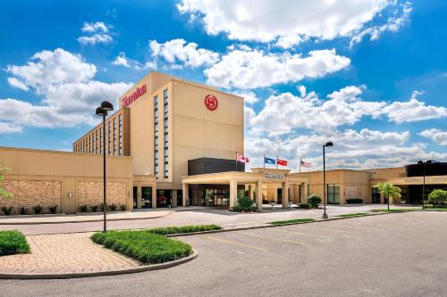 Sheraton Toronto Airport Hotel & Conference Centre