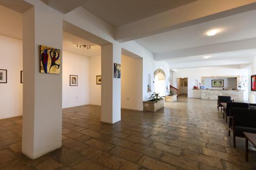 Axiothea Hotel - image 9
