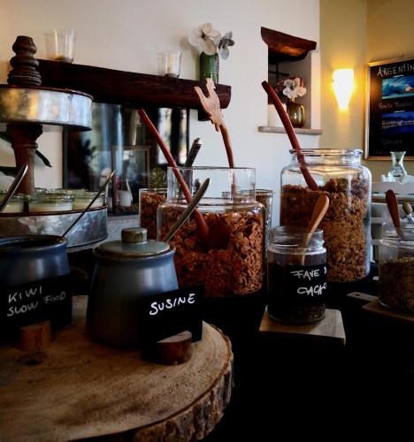 Hrana in pijača, Salotto Bre - Bed & Breakfast charming rooms in Monte Bre