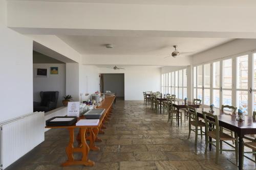 Restaurant, Axiothea Hotel in Pafos