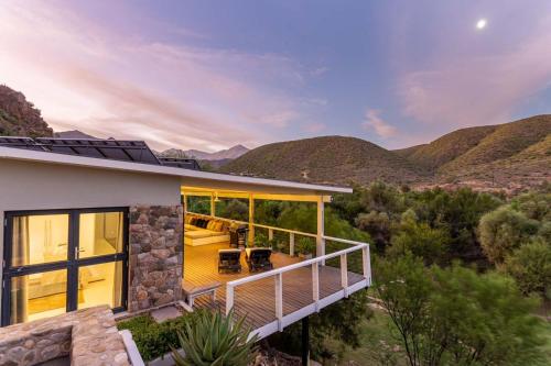 Karoo Mountain River House