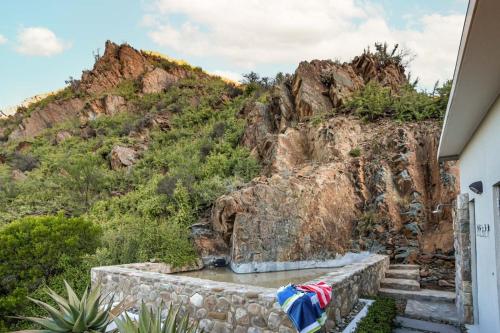 Karoo Mountain River House