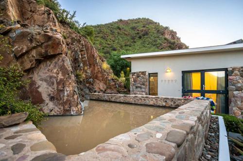Karoo Mountain River House