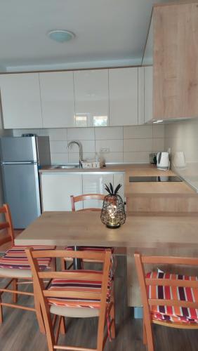 Apartments Nikola Caska 3