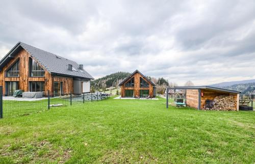 Villa with Garden View