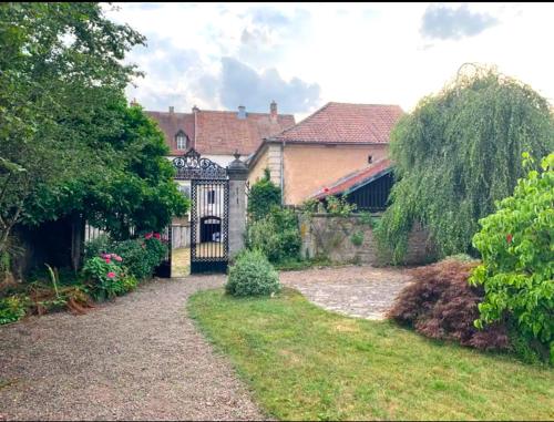 Les Jardins d'Élise, calme et verdure à Lure