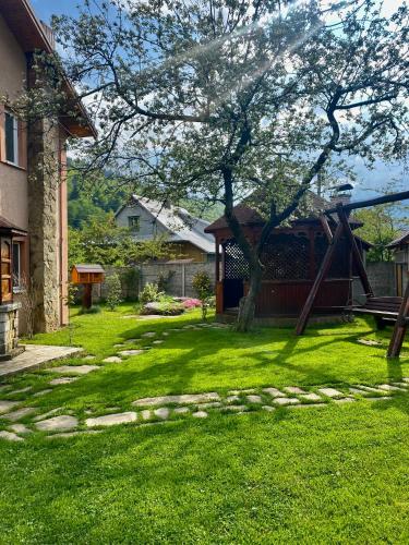 Chalet Зоряні ночі in Mykulytsjyn