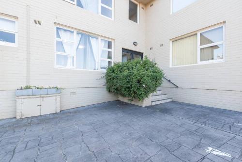 Exterior view, Miracle Miranda Sydney Apartment in Sutherland Shire