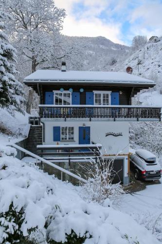 Chalet Okkernoot in Breiten
