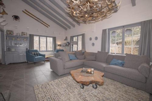 Chalet Okkernoot in Breiten