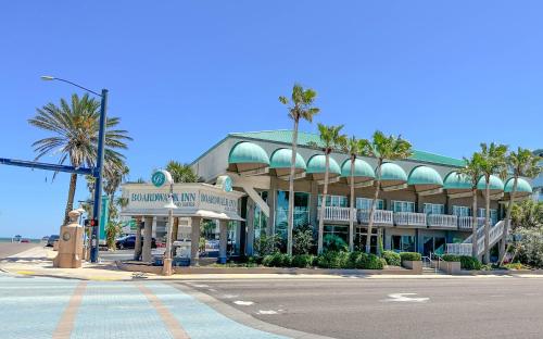 Boardwalk Inn and Suites