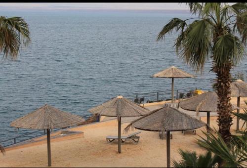 Dead Sea view Elite apartment Samara Resort traveler award 2024 in Sowayma